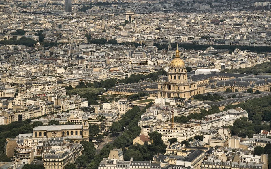 Bastille and the 11th Arrondissement neighborhood in Paris
